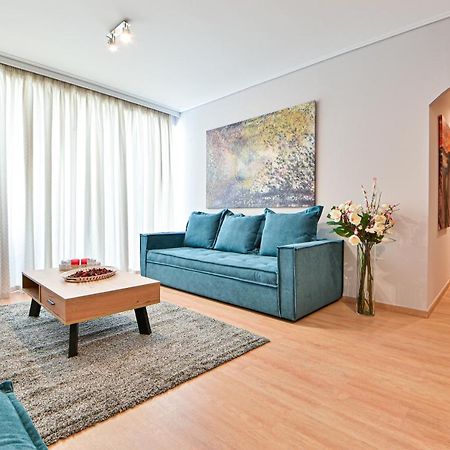 Ferienwohnung Modern Flat In The Heart Of Port Of Piräus Exterior foto